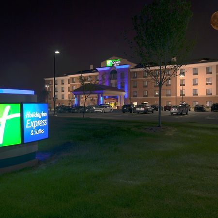 Holiday Inn Express And Suites Detroit North-Troy By Ihg Zewnętrze zdjęcie
