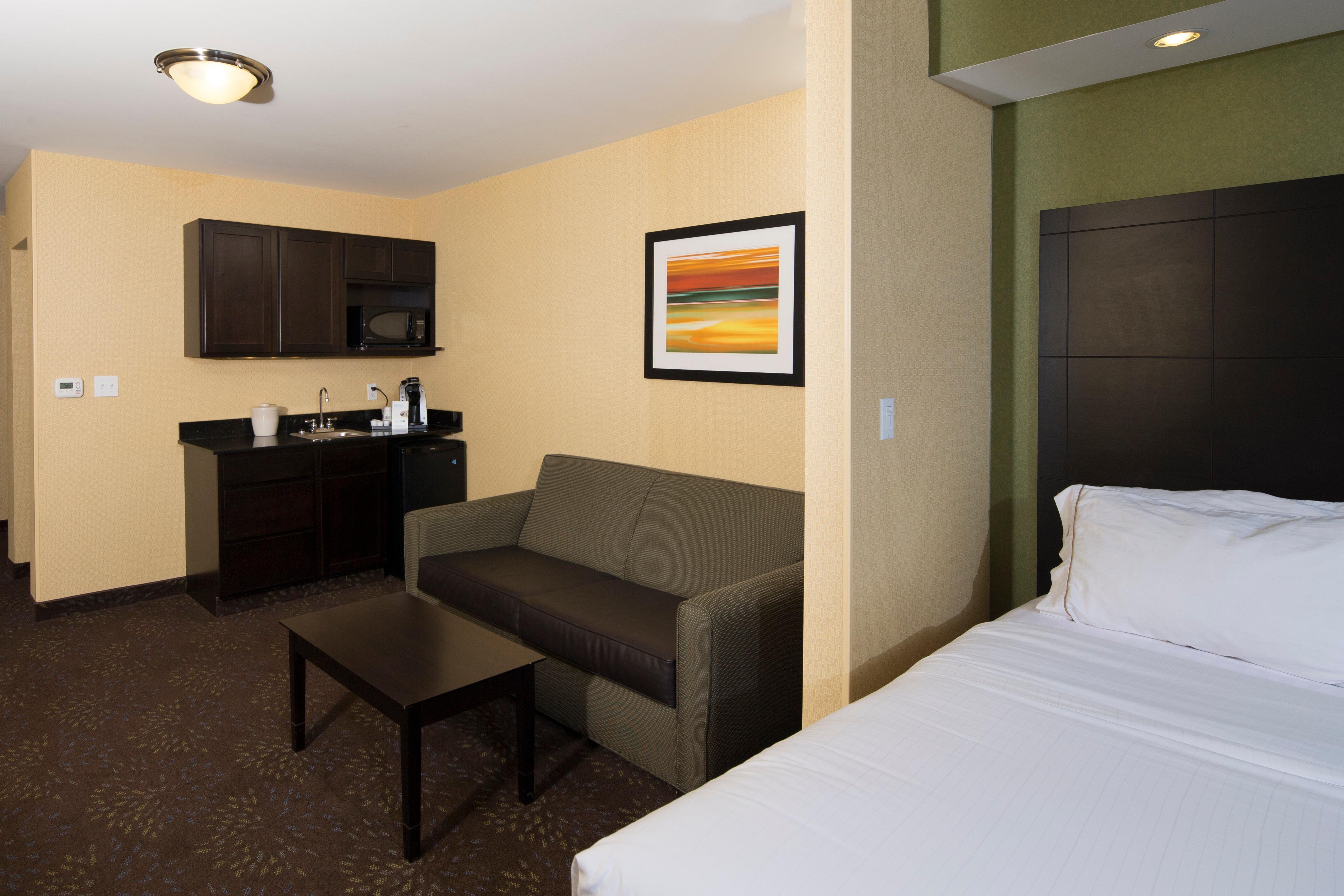 Holiday Inn Express And Suites Detroit North-Troy By Ihg Zewnętrze zdjęcie