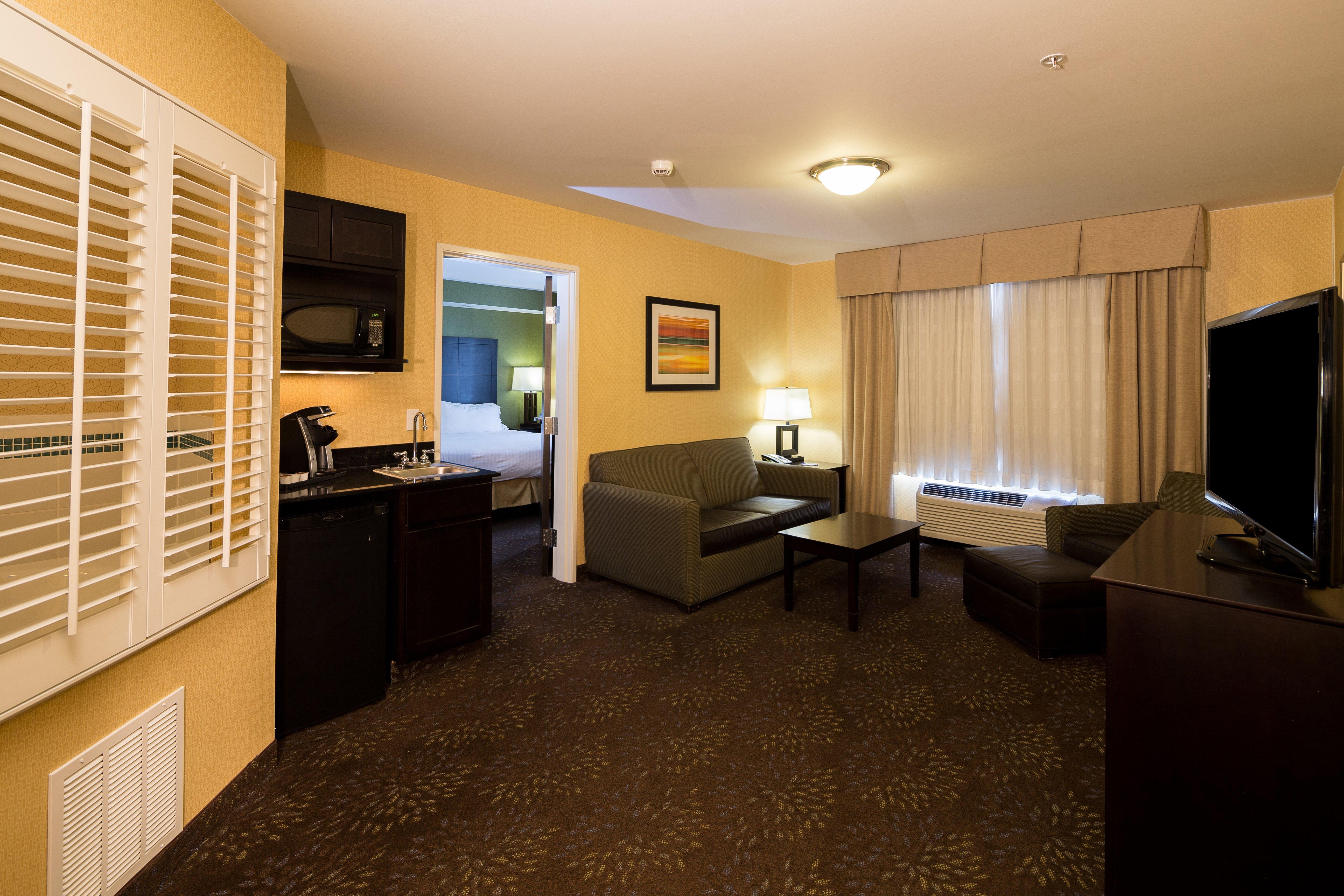 Holiday Inn Express And Suites Detroit North-Troy By Ihg Zewnętrze zdjęcie