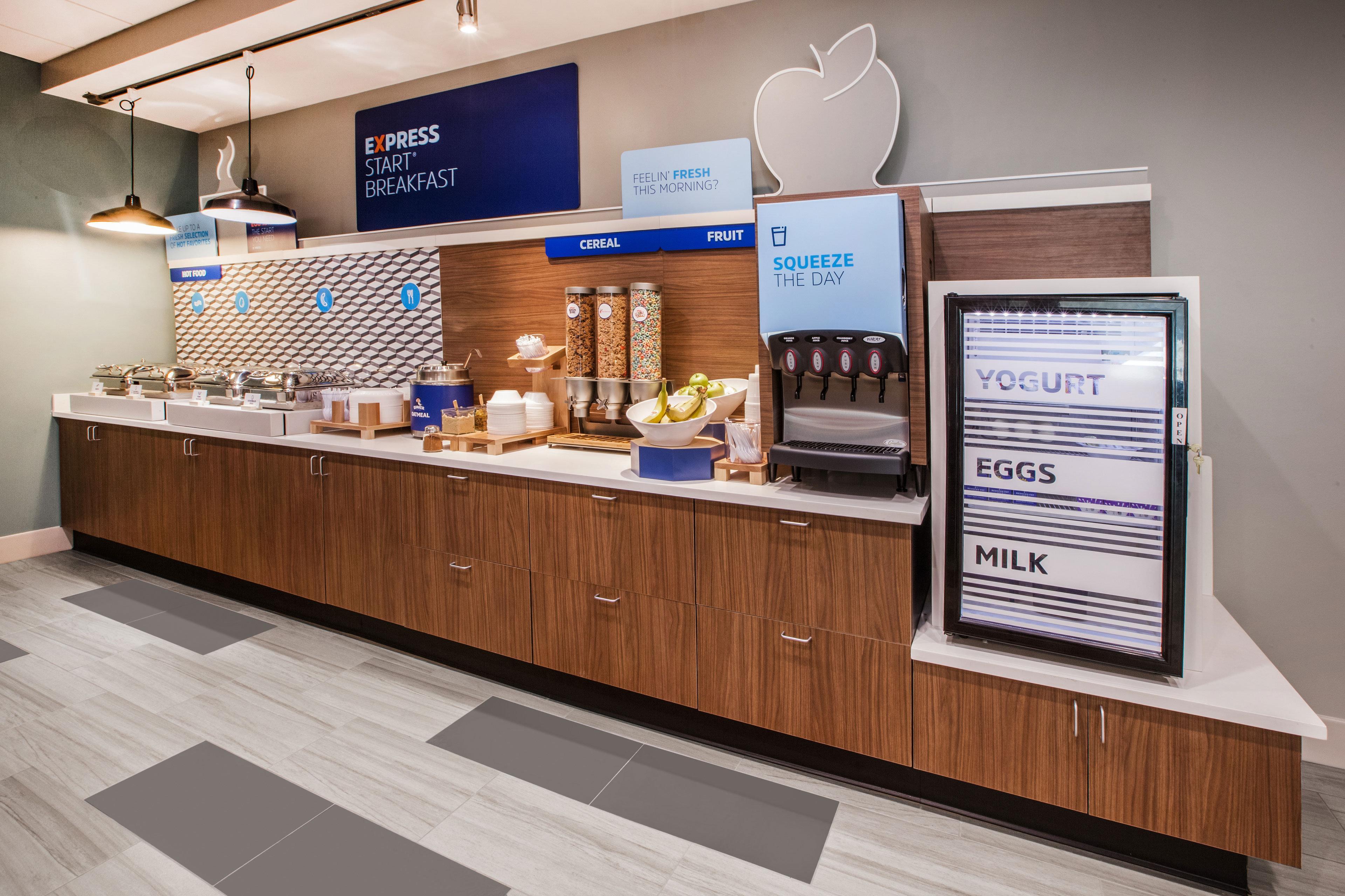 Holiday Inn Express And Suites Detroit North-Troy By Ihg Zewnętrze zdjęcie