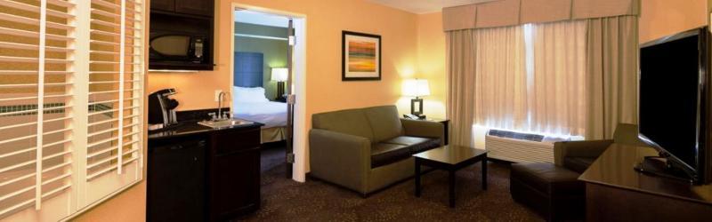Holiday Inn Express And Suites Detroit North-Troy By Ihg Zewnętrze zdjęcie